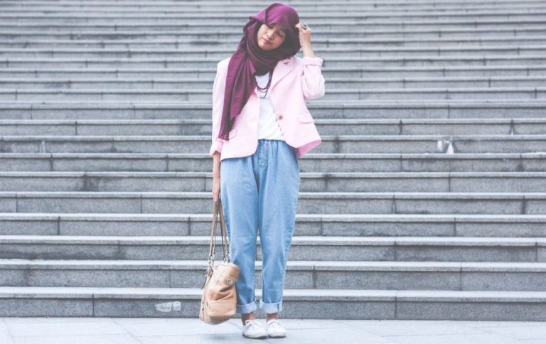 style baggy pants hijab