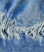 Celana Jeans Ini Dijual Dengan Harga 9 Juta, Kok Bisa?