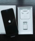 iPhone 12 Dijual Tanpa Dua Aksesoris yang Dijamin Bikin Pembeli Ngamuk!