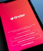 Tinder: Pandemi Bikin Pengguna Layanan Kencan Online Lakukan Ini