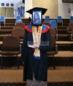 Wisuda Undip Digelar dengan Menggunakan Robot (foto: Liputan6.com/Felek Wahyu)