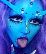 Kisah Aneh Seorang Penggila Alien, Ingin Ubah Warna Tubuh Jadi Biru Permanen