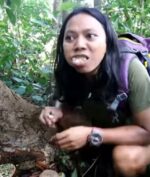 Mukbang Sesajen: Bukannya Buat Setan Penunggu, Sesajen Malah Dimakan Content Creator