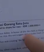 Nasi Goreng Sultan Ini Dijual Dengan Harga 1 Juta! Seperti Apa Penampilan dan Rasanya?
