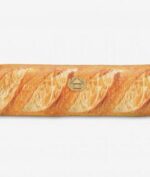 Moschino Rilis Koleksi Tas Mirip Roti Perancis