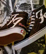 Foo Fighters Rilis Sepatu Sneakers Bersama Vans Untuk Rayakan Ultah Ke-25