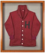 Sweater Harvard John F Kennedy Terjual Seharga Rp 1,2M