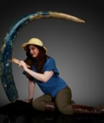 Penemuan Langka Gading Mammoth Berwarna Biru Dilelang