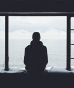 Patah Hati Karena Idola Menikah, Perusahan Ini Izinkan Karyawannya Cuti 10 Hari!