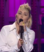 Miley Cyrus at SNL