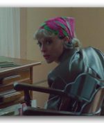 St. Vincent Rilis Single "Down" Jelang Perilisan Album Baru