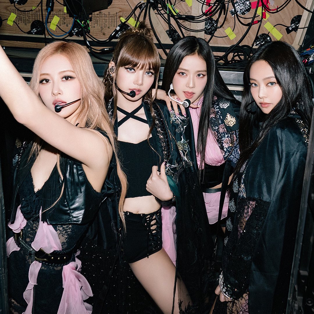 Keempat Member BLACKPINK Perpanjang Kontrak Grup Dengan YG Keempat Member BLACKPINK Perpanjang Kontrak Grup Dengan YG