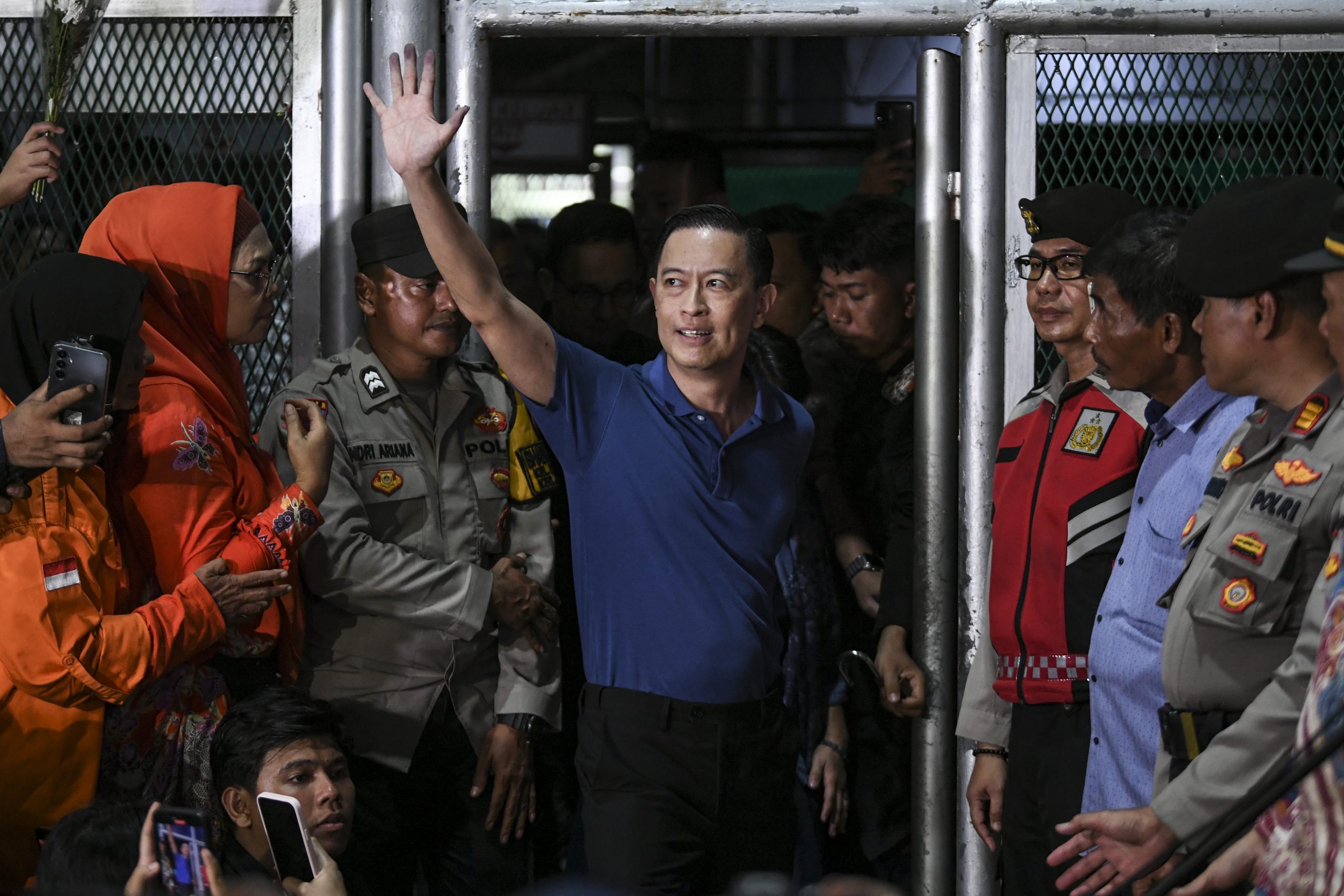 Tom Lembong Laporkan Tiga Hakim Memvonisnya ke Mahkamah Agung